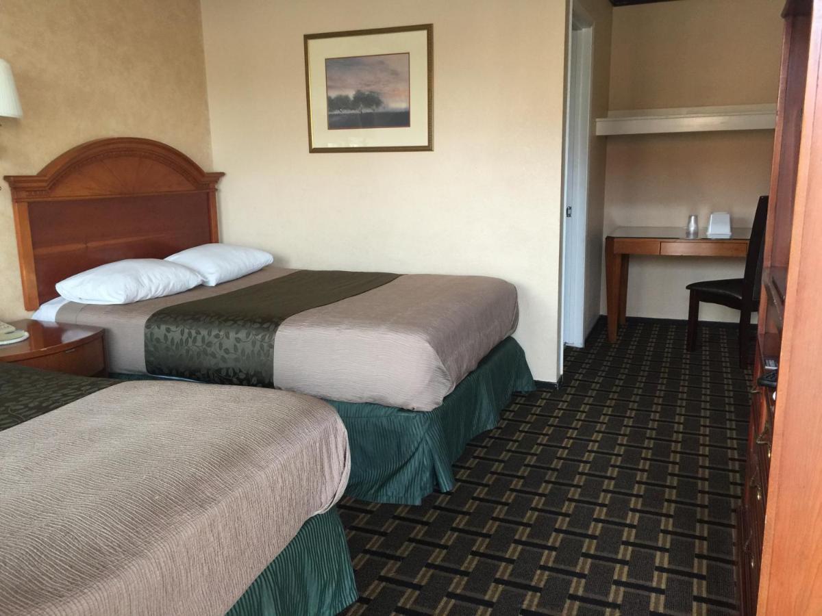 סלינס Best 5 Motel מראה חיצוני תמונה